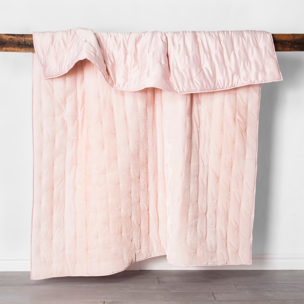 Opalhouse Blush Velvet Tuffed Stitch Quilt Twin/XL